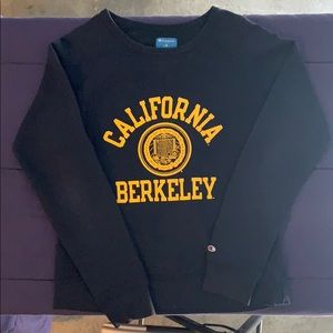 Women’s UC Berkeley champion crew neck size med.